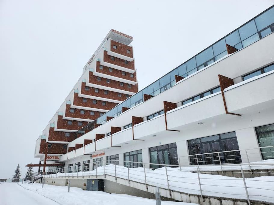 Apartman Ve Vysokych Tatrach Strbske Pleso Exterior photo